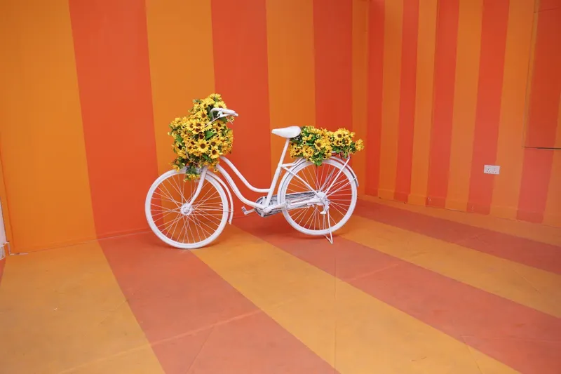 18 Artsy Instagram images we are loving from the V For Vanity Floral Show at the Mhoseenu Design Studio