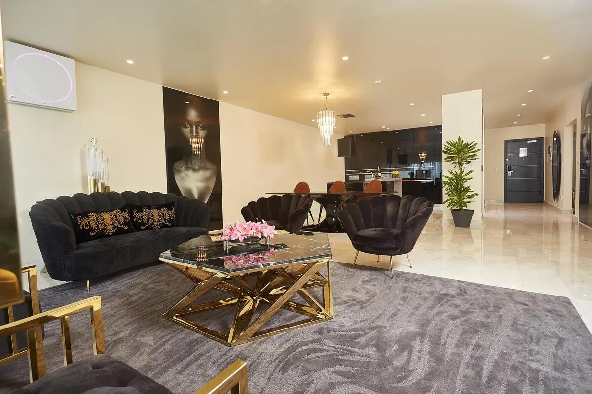 Presidential three bedroom penthouse at Kwarleyz Residence in Ac