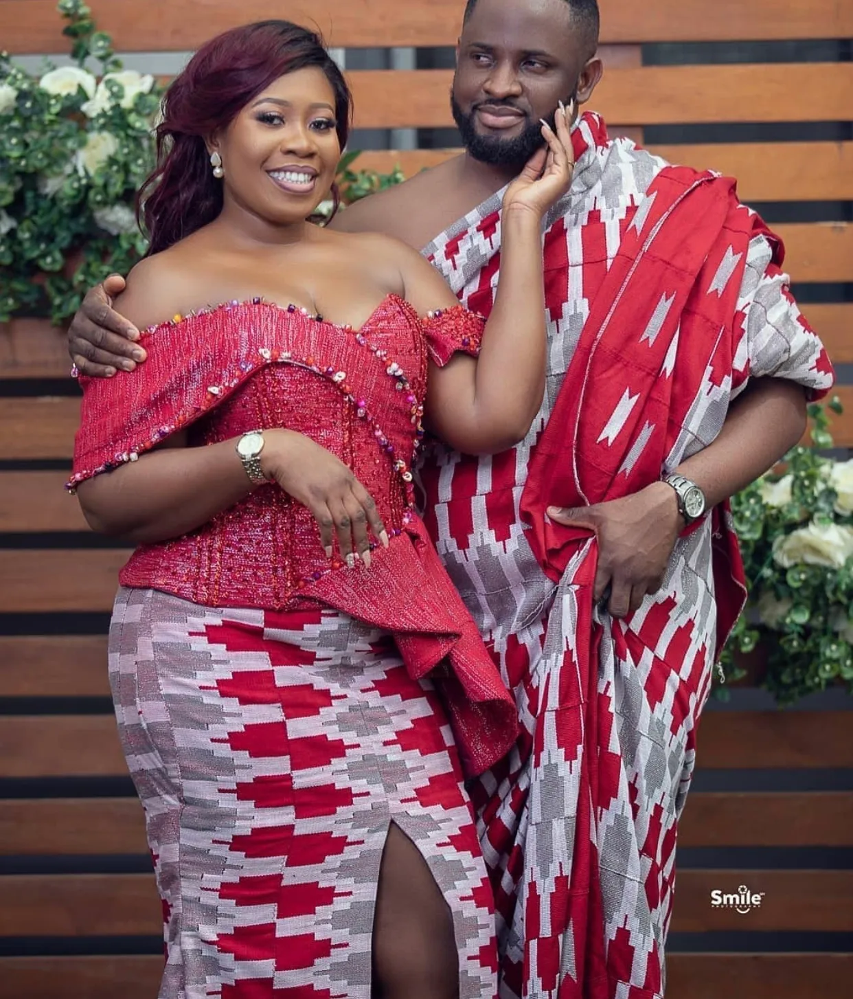 These matching traditional Kente outfits will inspire you to get married in 2021