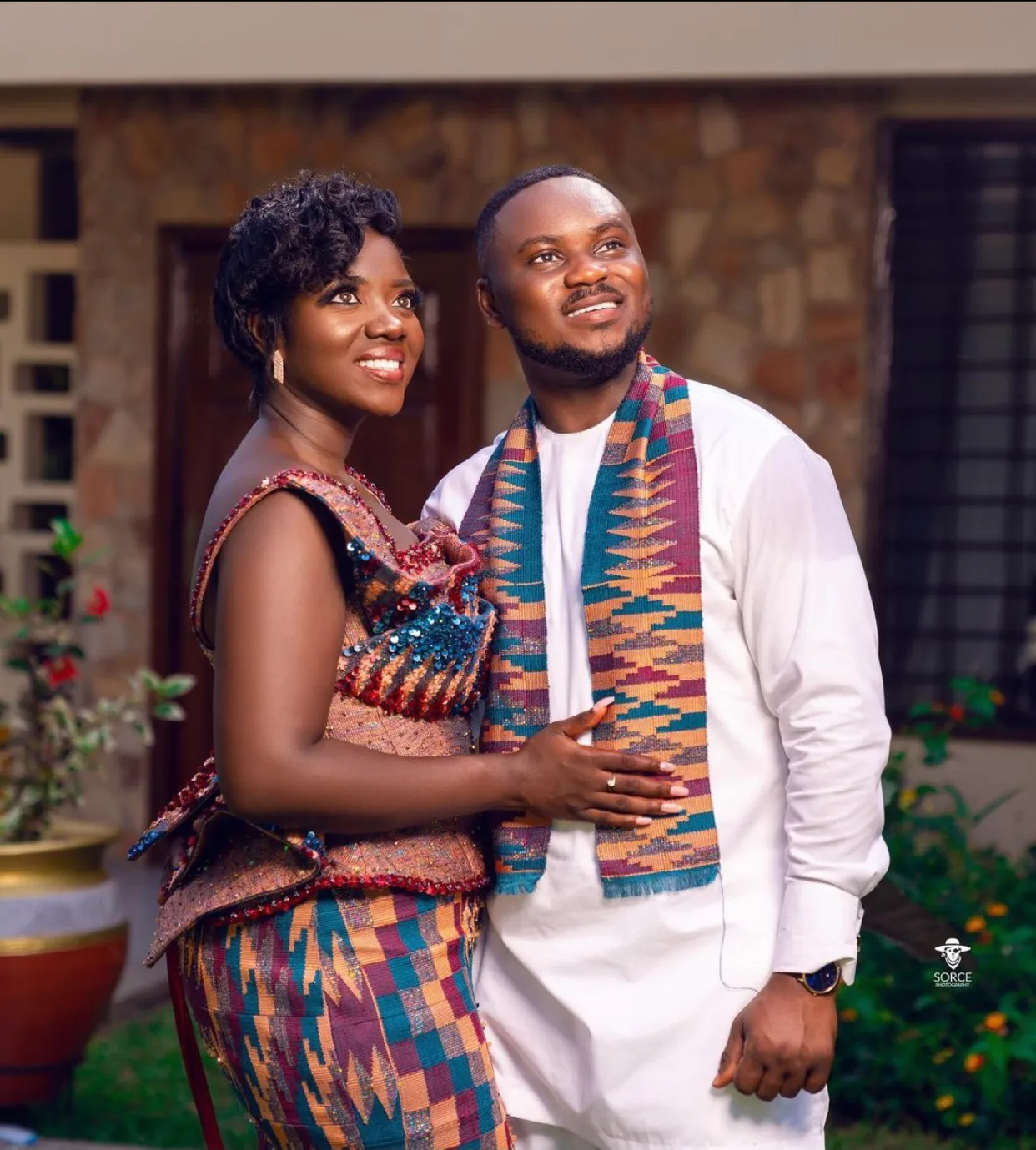 These matching traditional Kente outfits will inspire you to get married in 2021