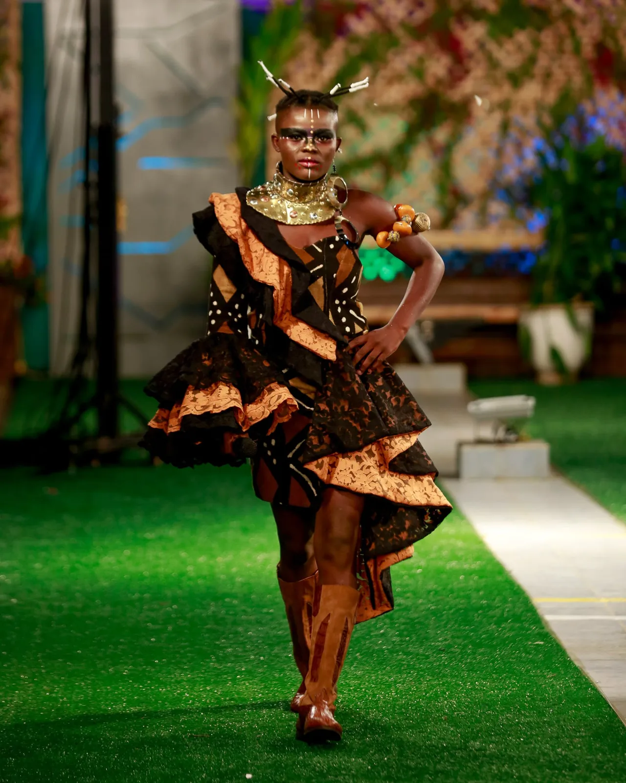These photos of Joe Mettle, Wiyala and Adjetey Anang walking on the runway has got us clapping