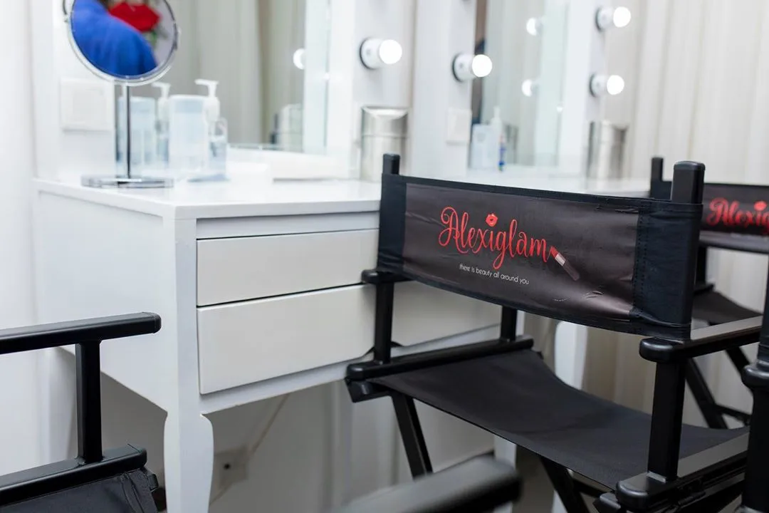 Award-winning Makeup guru, Sandra ‘Alexandrina’ Don-Arthur is bringing beauty to the doorstep of Africans with her Alexiglam Studio.