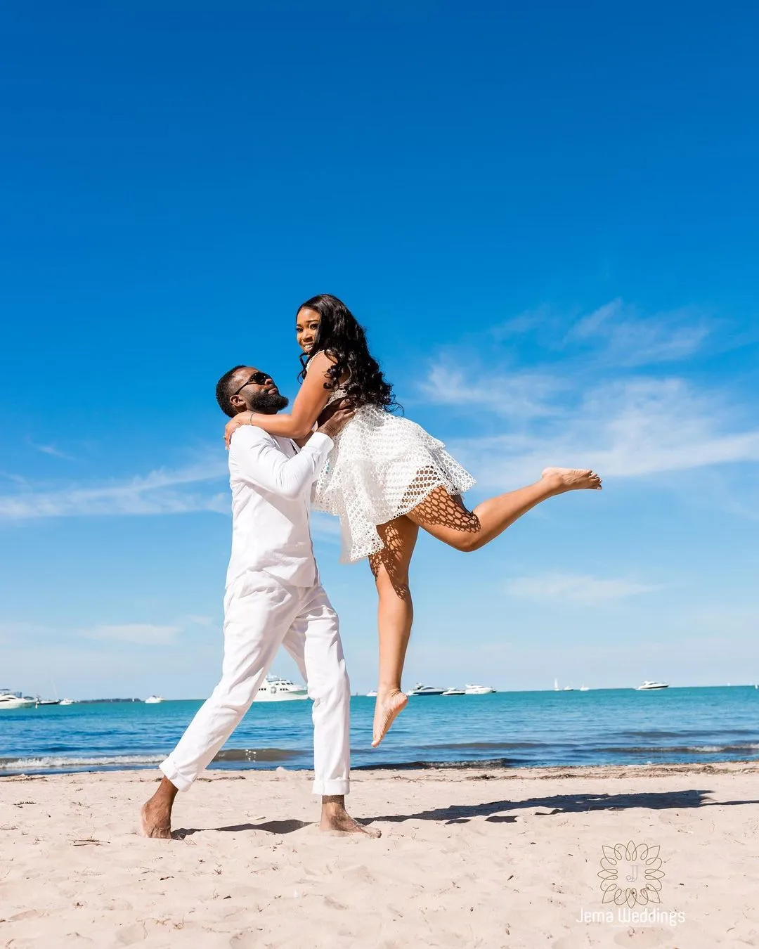 You’ve got to love the story of how Faith and Derrick met + their pre-wedding photos