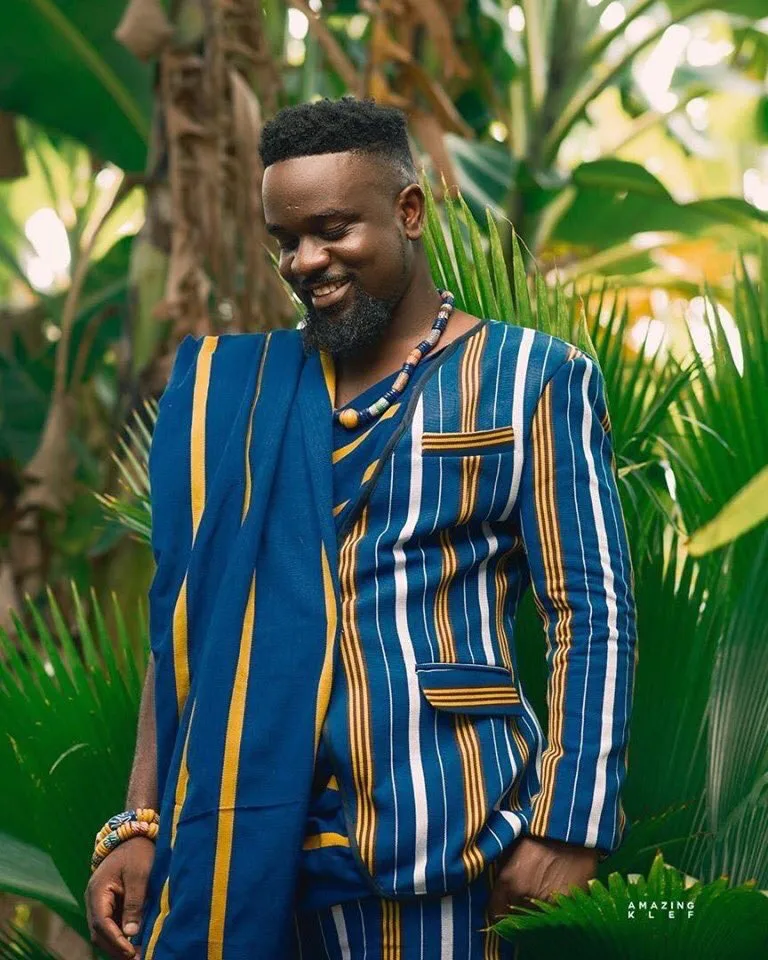 Sarkodie is tapping into his Ghanaian roots with these birthday photos