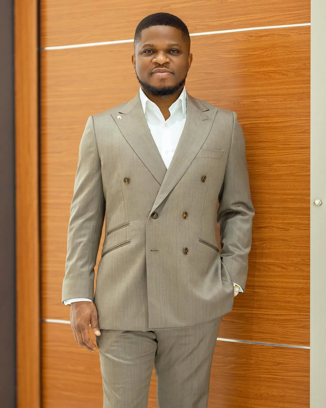 Want to look Presidential? Here are 7 style ideas to copy from Bondaana, clothier to President Mahama