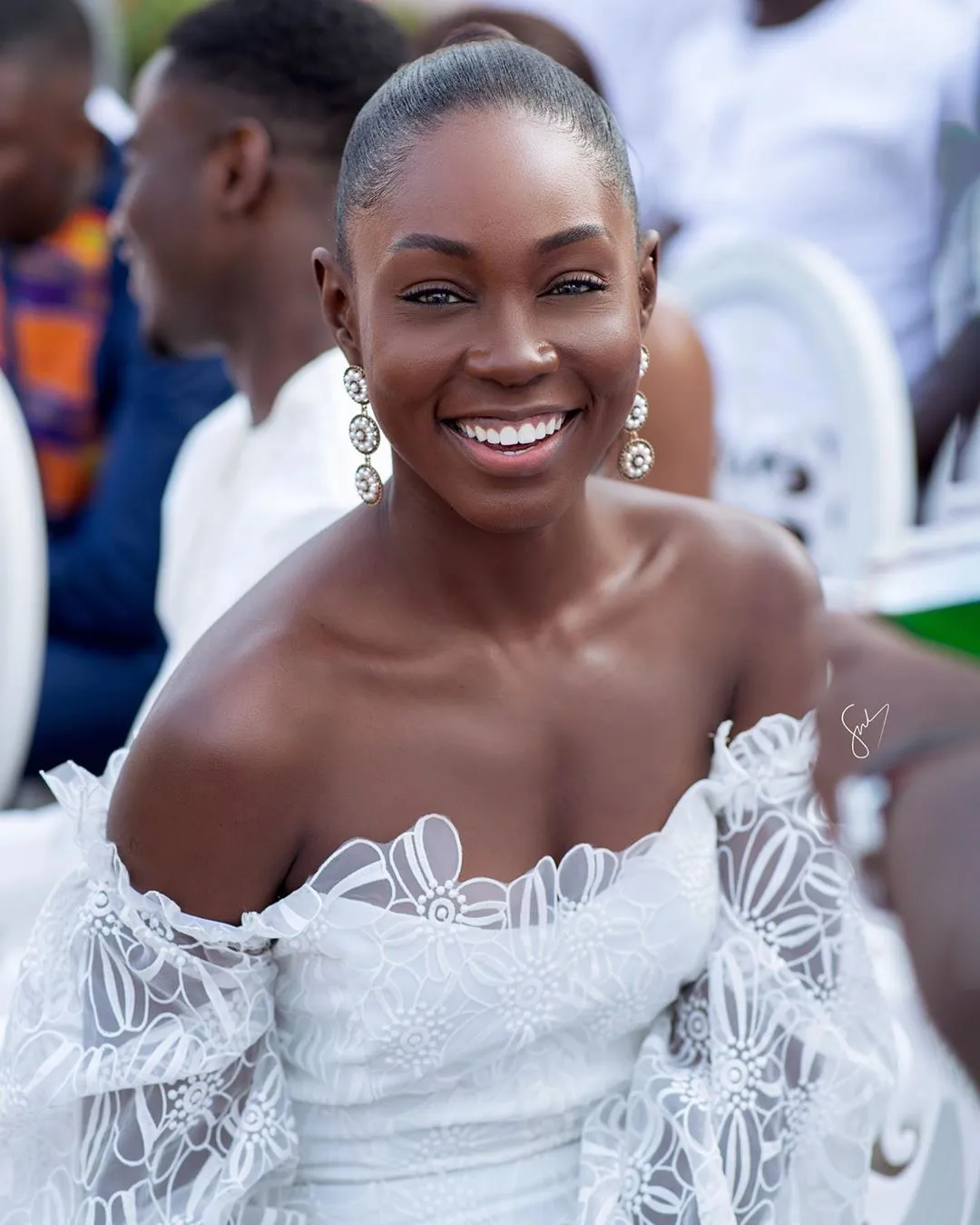 22 wedding guests show us how to attend weddings in style