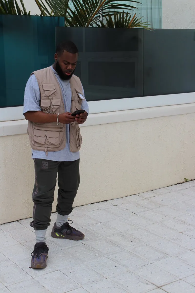 Black people on twitter are doing a thread for stylish folks and we are screaming #BlackExcellence