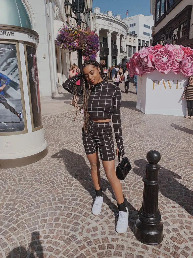 Black people on twitter are doing a thread for stylish folks and we are screaming #BlackExcellence