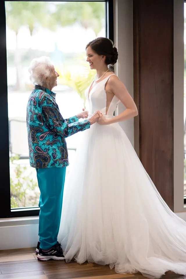 This bride’s grandmother couldn’t make it to her wedding so she flew to her side in an emotional dress reveal
